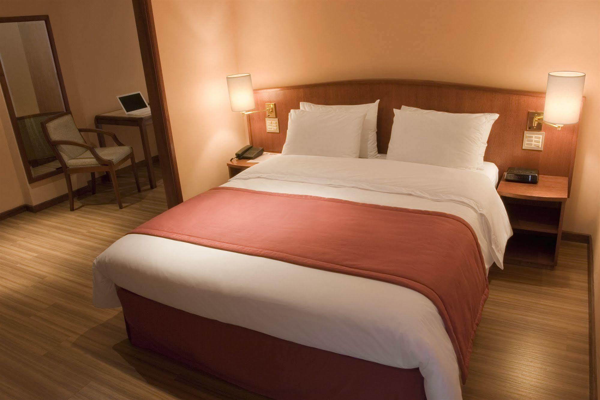 סאו פאולו Hotel Moncloa מראה חיצוני תמונה